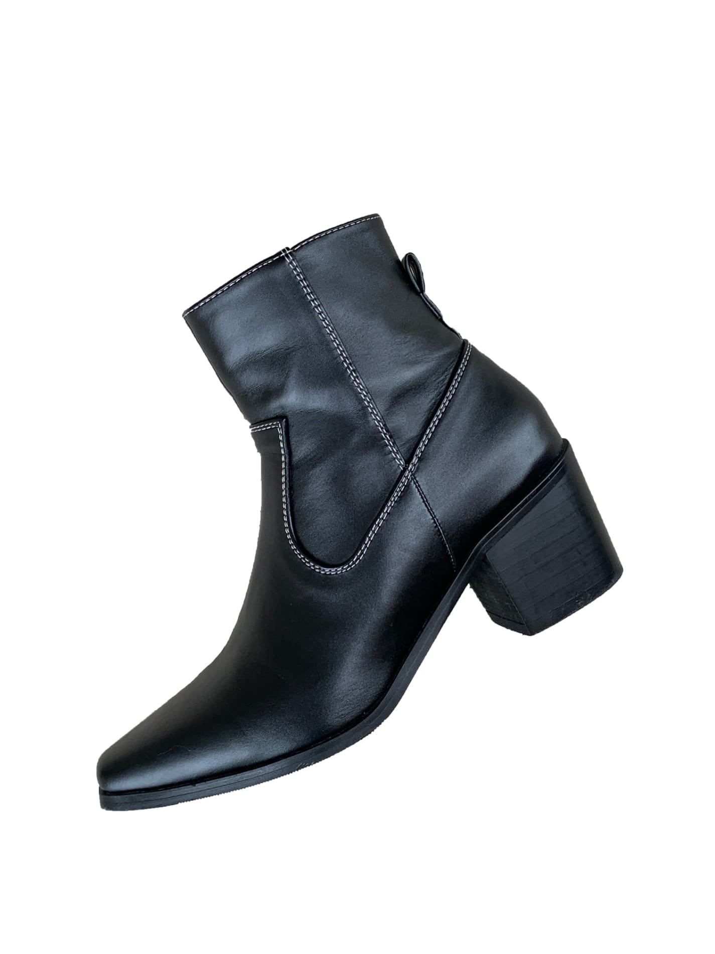 apro stitch ankle boots
