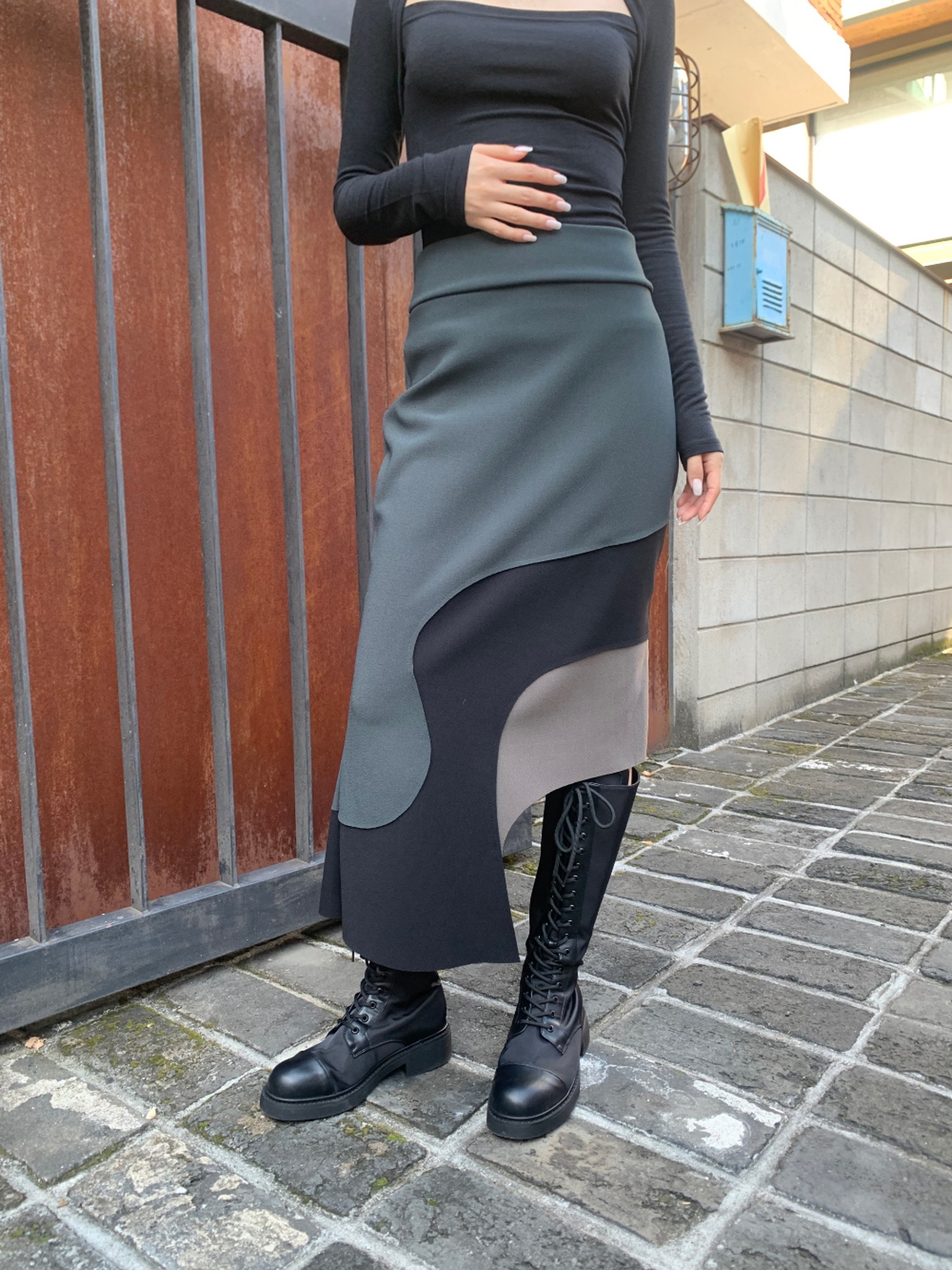 cutting unbalance skirt (2color)