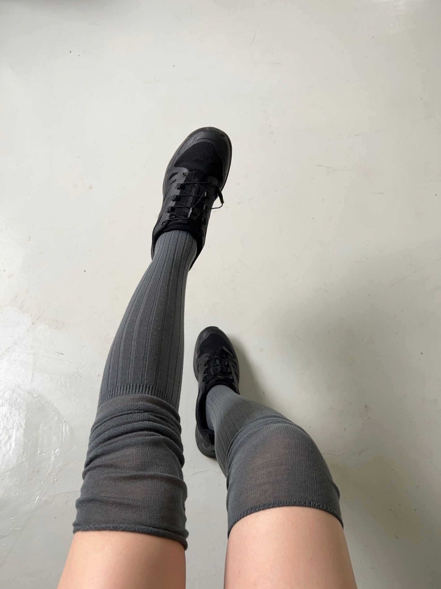ribbed see-through knee socks (4color)